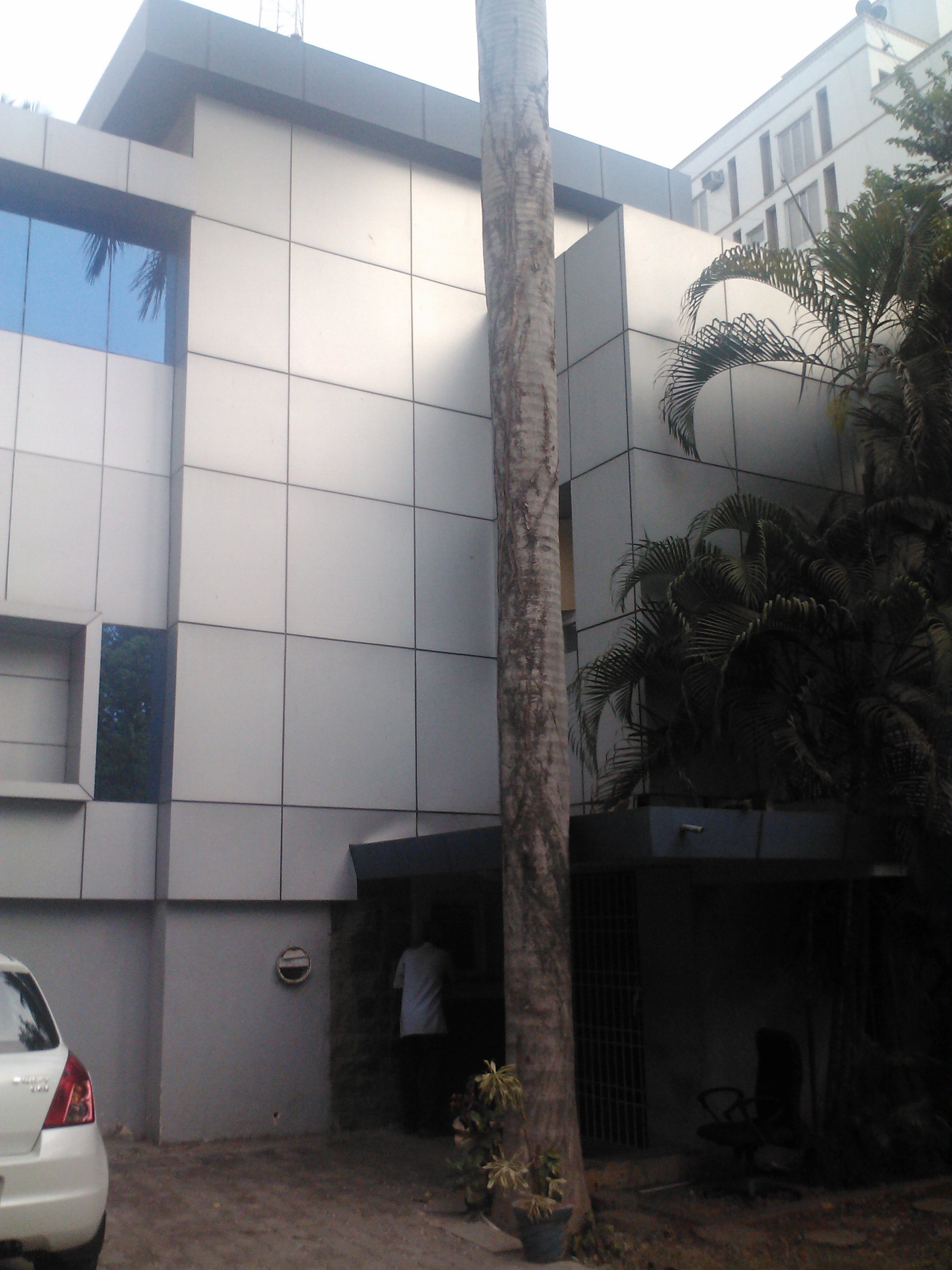 www.realestate-chennai.com